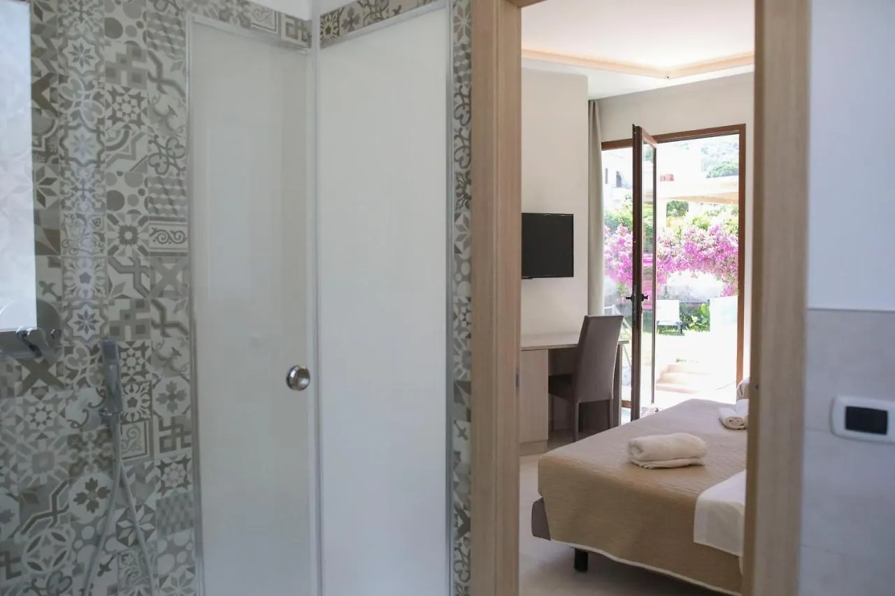 Villa Cerniglia Plus Cefalu Bed & Breakfast